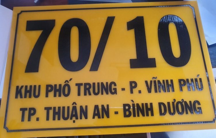 biển số nhà xịt sơn